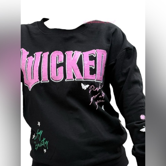 Wicked the movie sequin sweater flip WICKED letters from pink to green - Picture 4 of 17